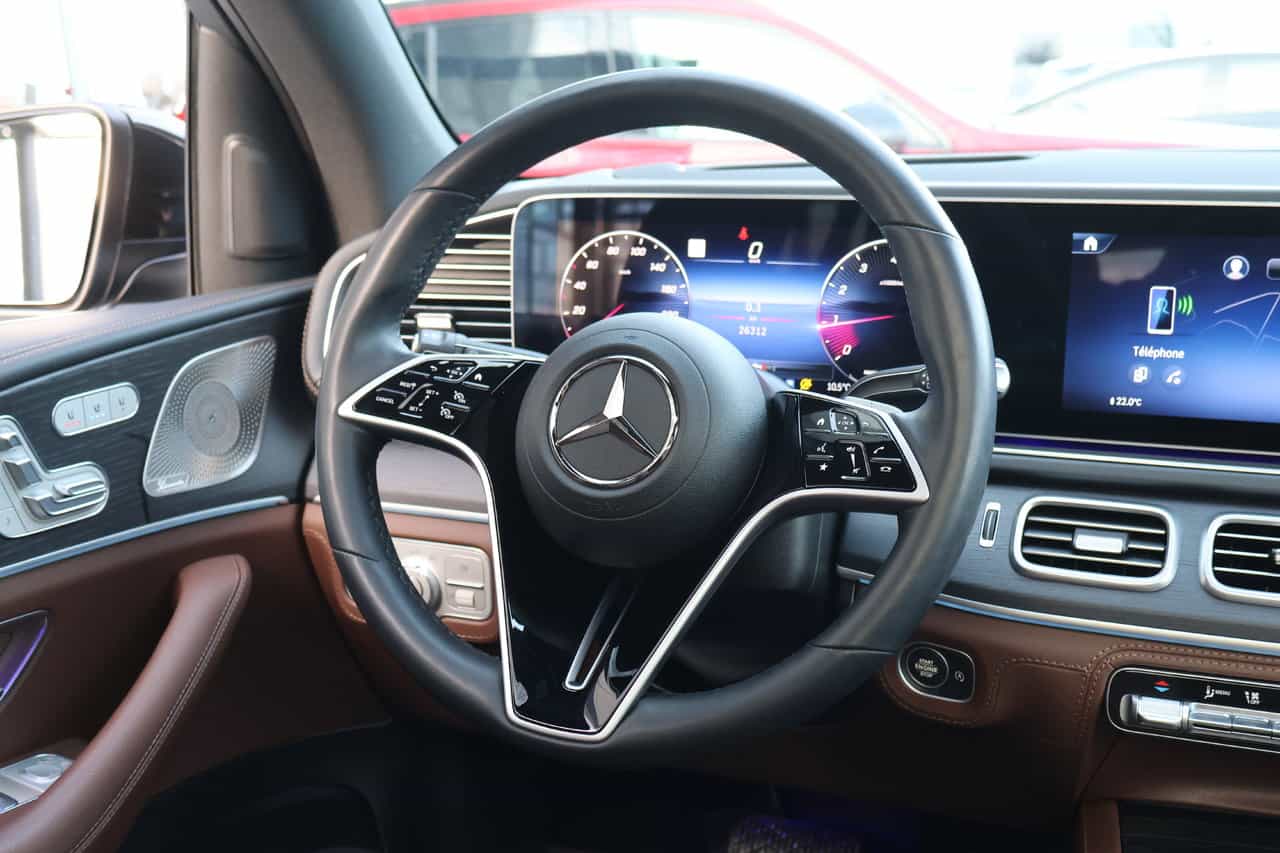 2025 Mercedes-Benz GLE GLE350 - Image 2