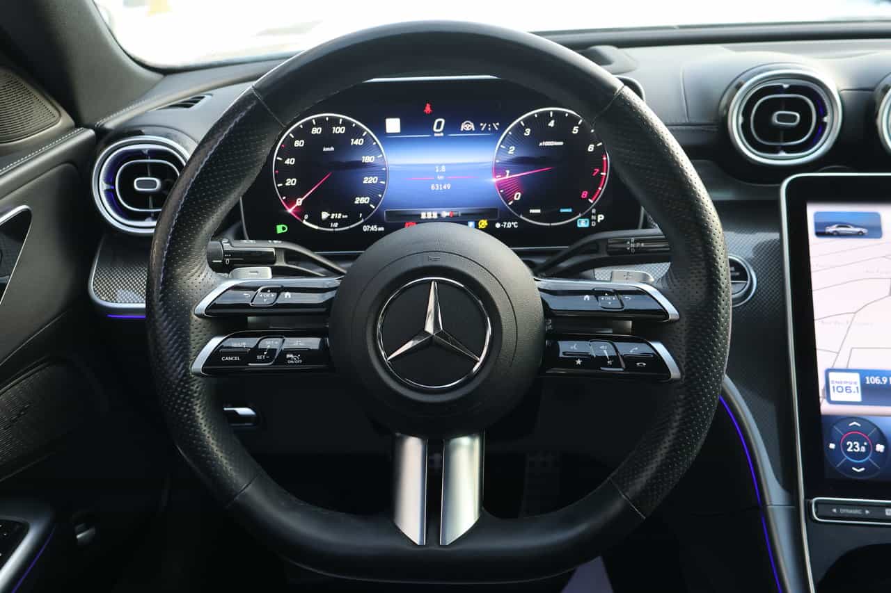 Image 15 Mercedes-Benz C-Class C300 2023