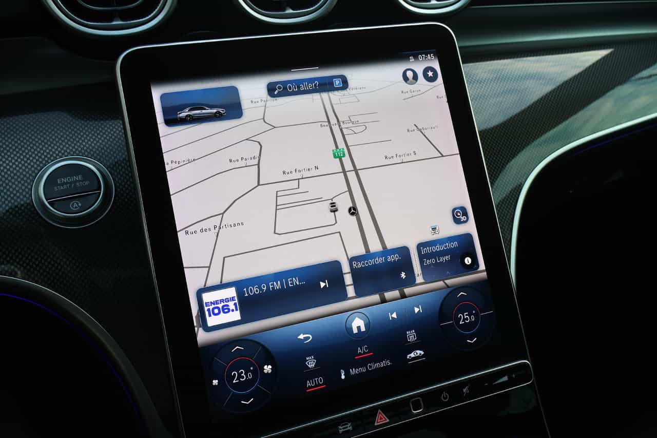 2023 Mercedes-Benz C-Class C300 - Image 17