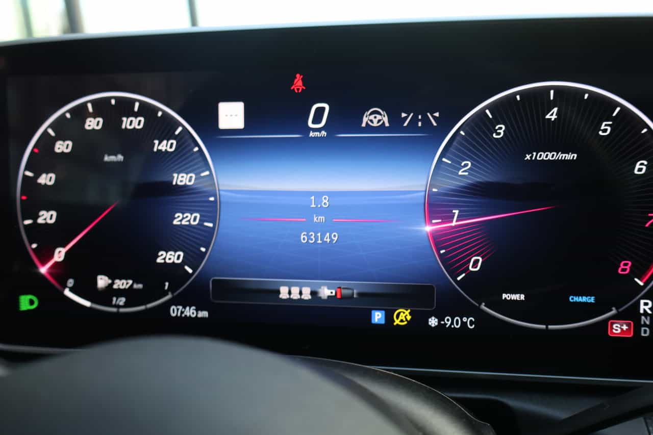 2023 Mercedes-Benz C-Class C300 - Image 23