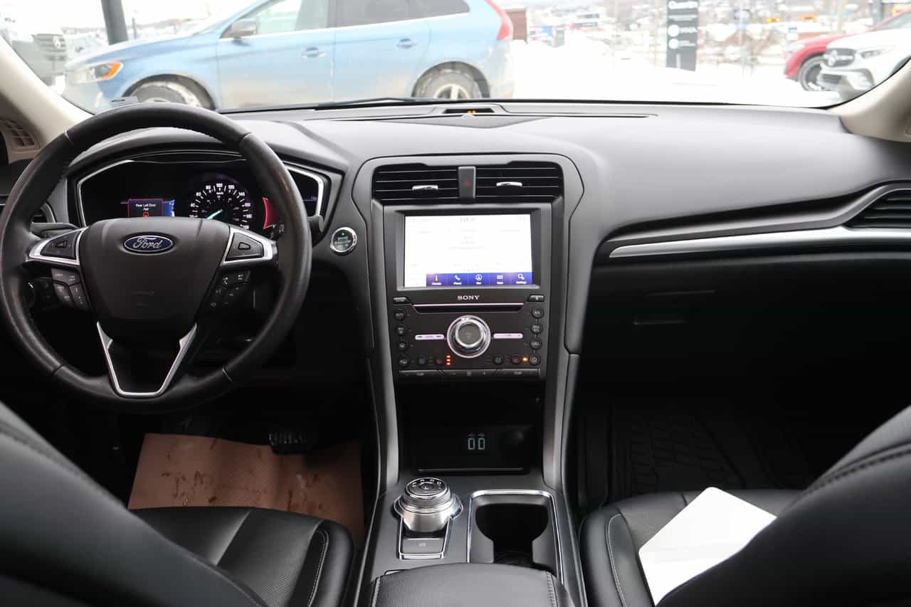 Image 16 Ford Fusion Titanium Energi 2020