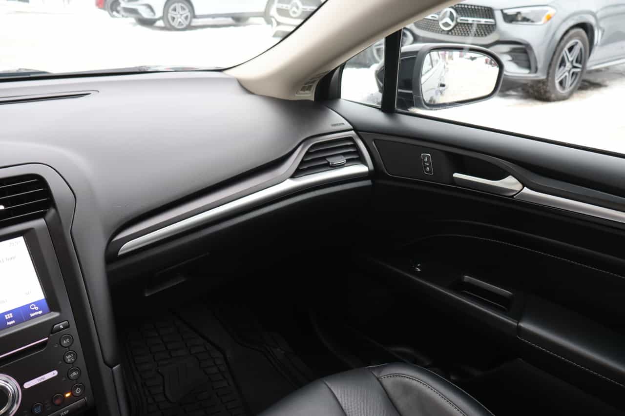 Image 18 Ford Fusion Titanium Energi 2020