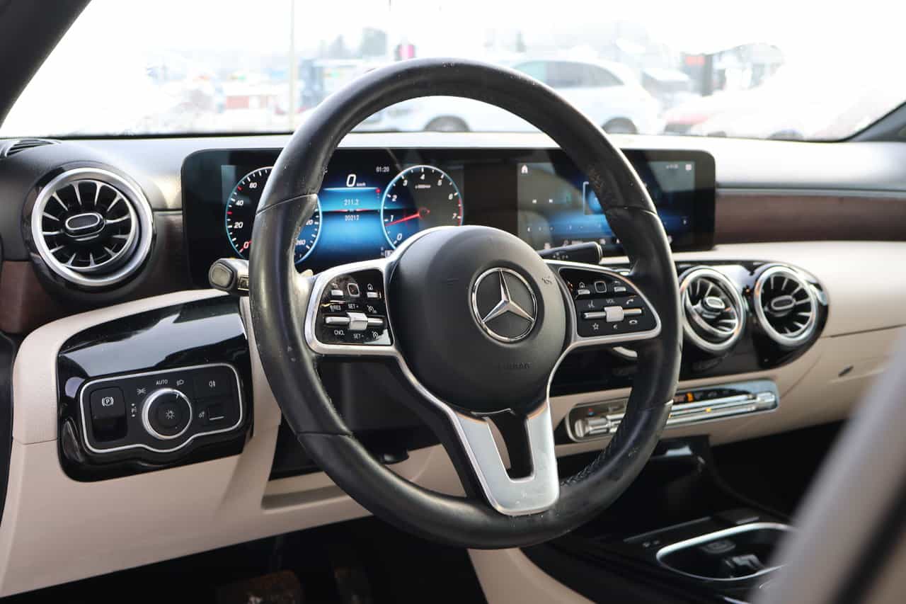 2022 Mercedes-Benz A-Class A220 - Image 8