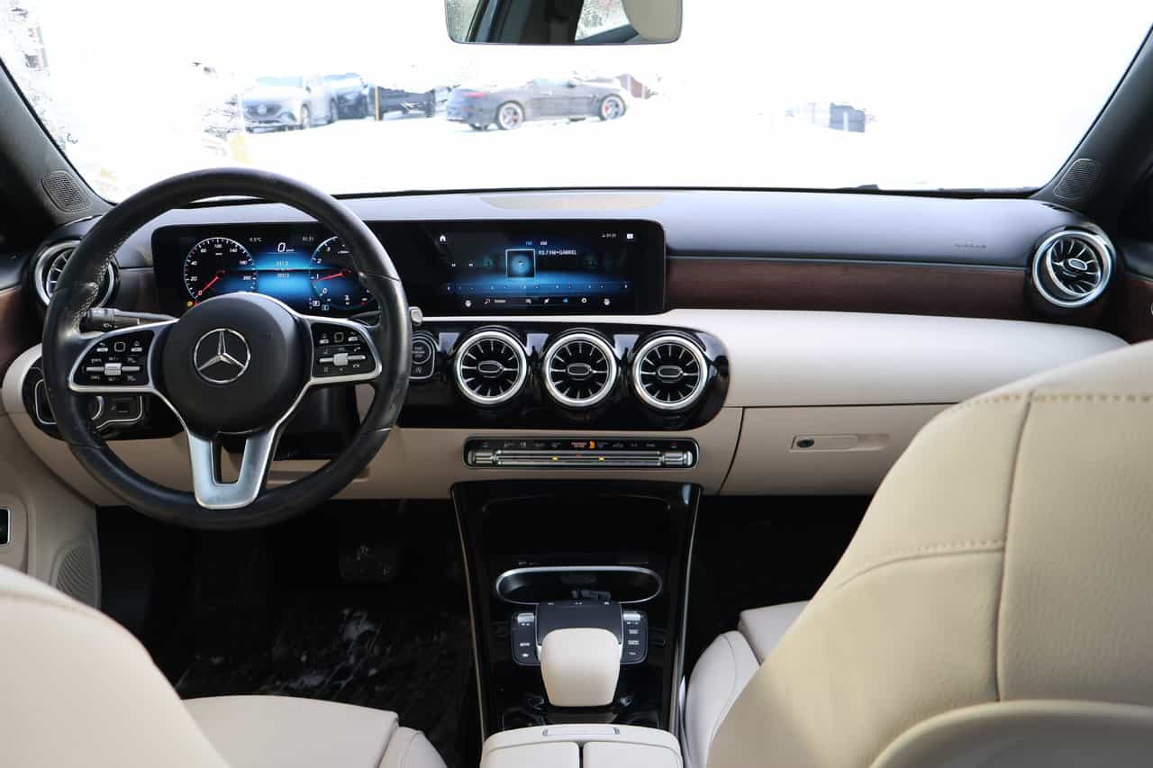 2022 Mercedes-Benz A-Class A220 - Image 12