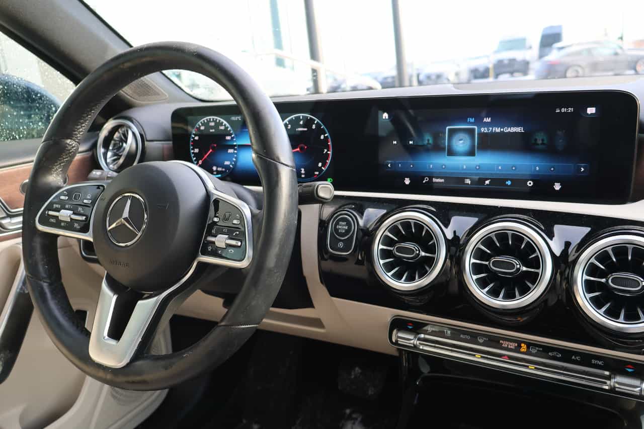 Image 16 Mercedes-Benz A-Class A220 2022