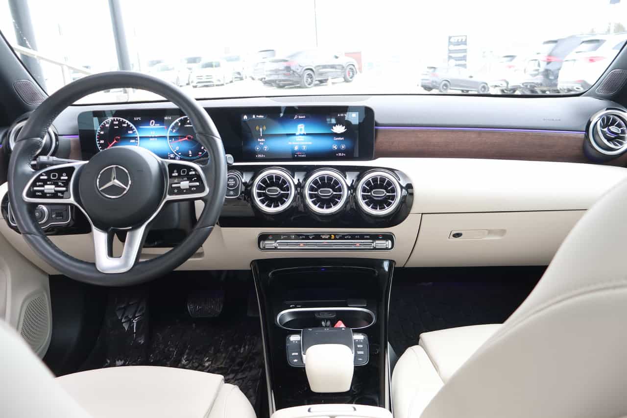 2022 Mercedes-Benz A-Class A220 - Image 13