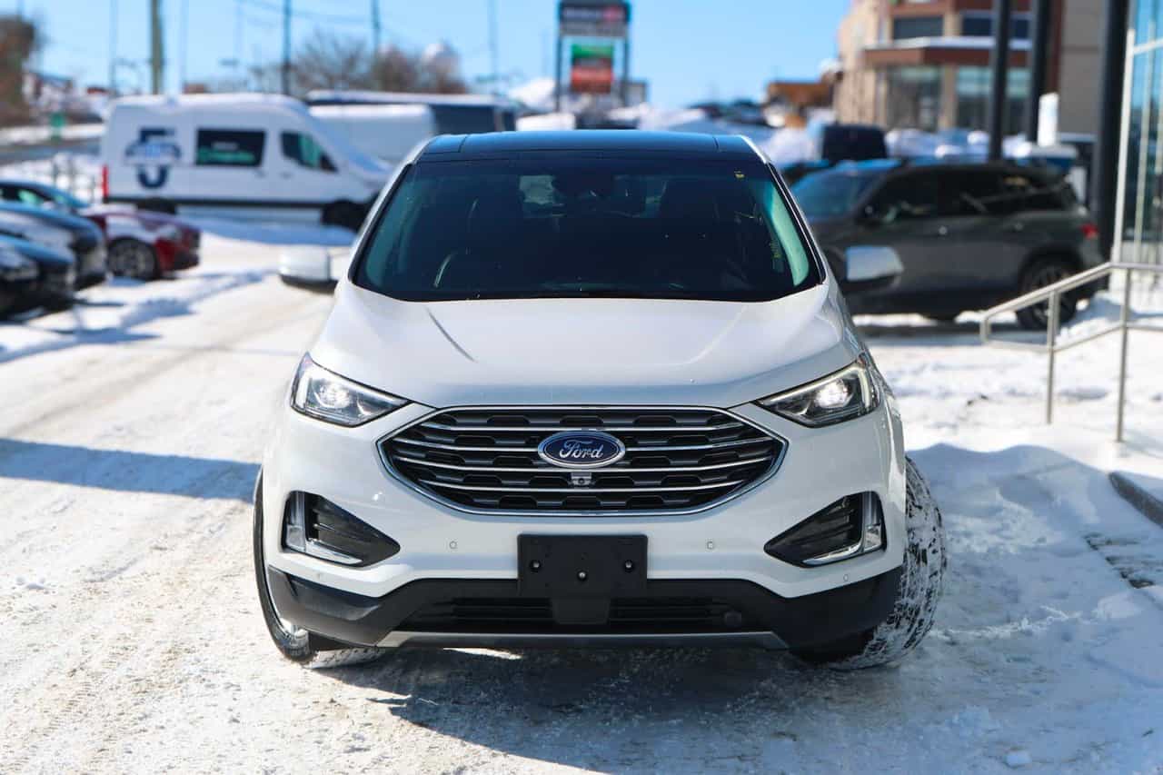 2022 Ford Edge Titanium - Image 4