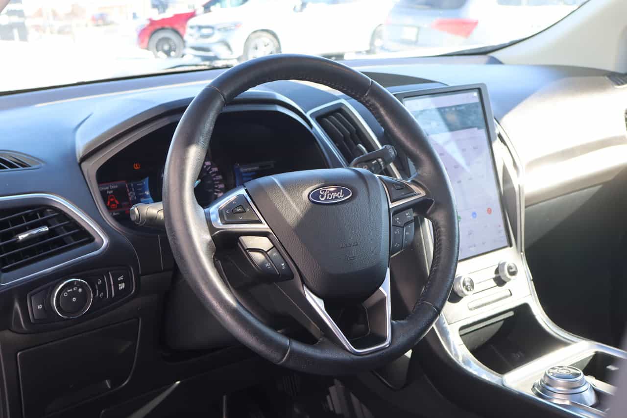 Image 10 Ford Edge Titanium 2022