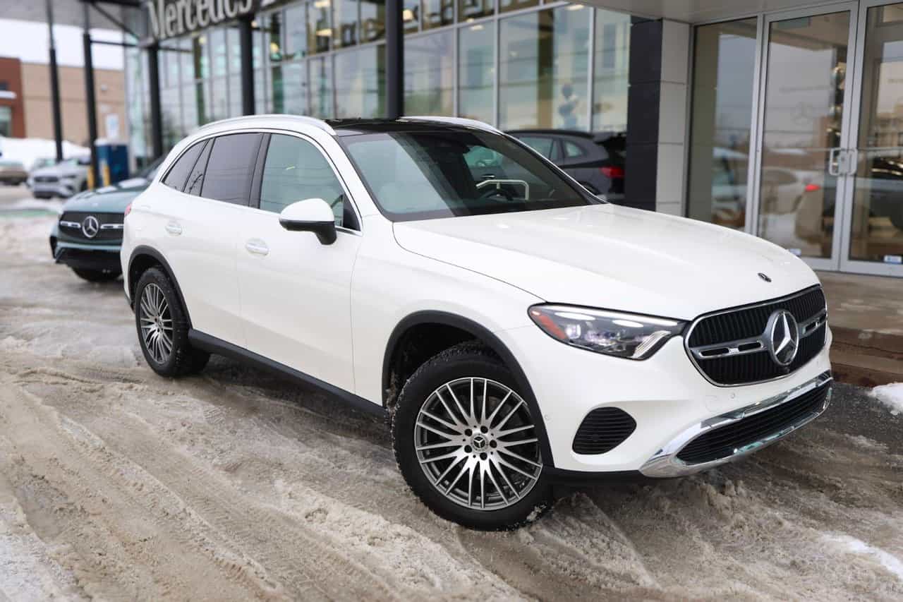 2023 Mercedes-Benz GLC GLC300 - Image 5
