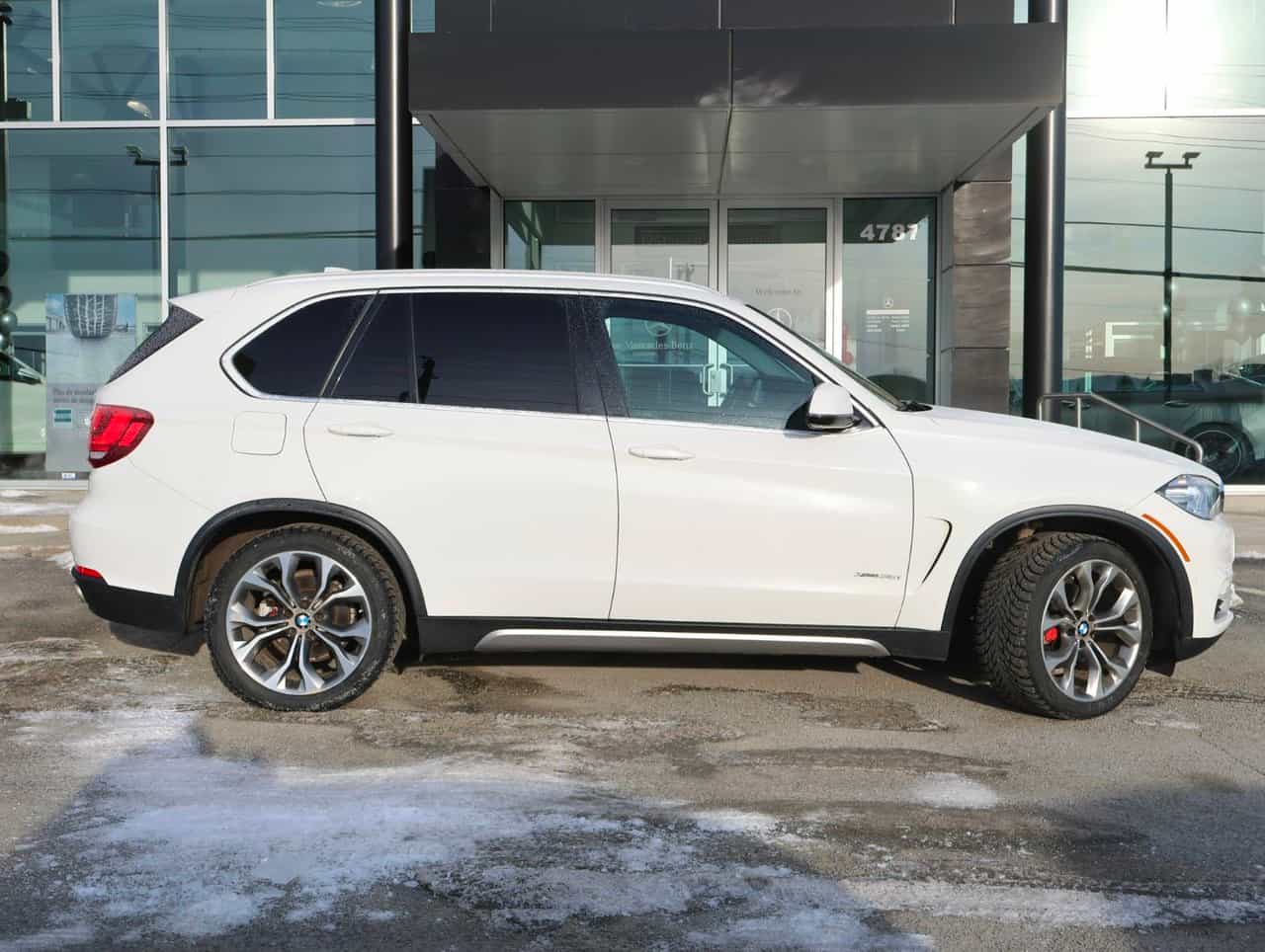 2016 BMW X5 xDrive35i - Image 6