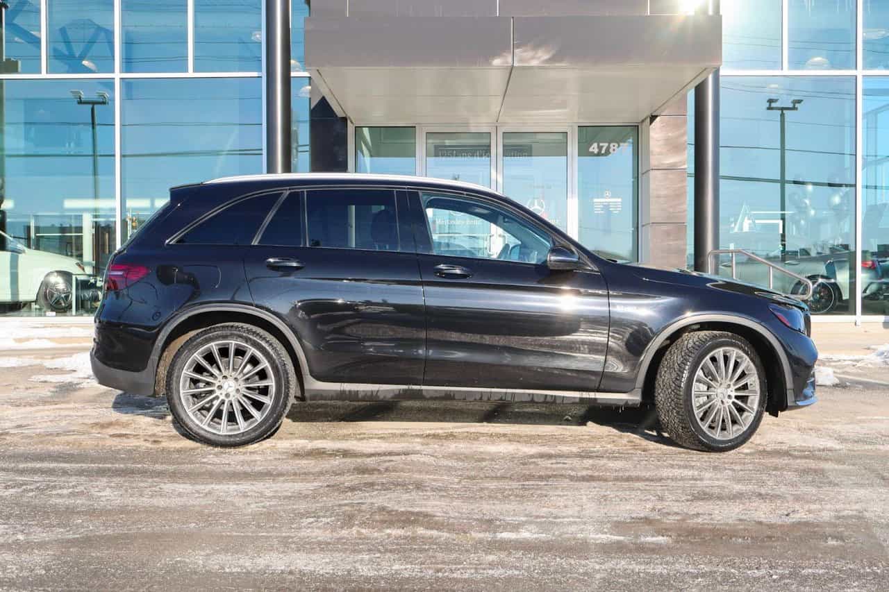 2017 Mercedes-Benz GLC GLC43 AMG - Image 6