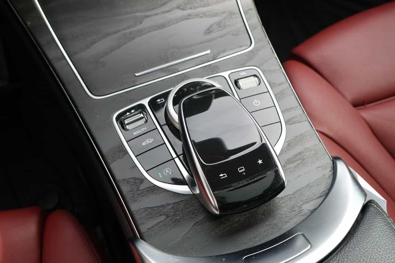 Image 21 Mercedes-Benz C-Class C400 2015