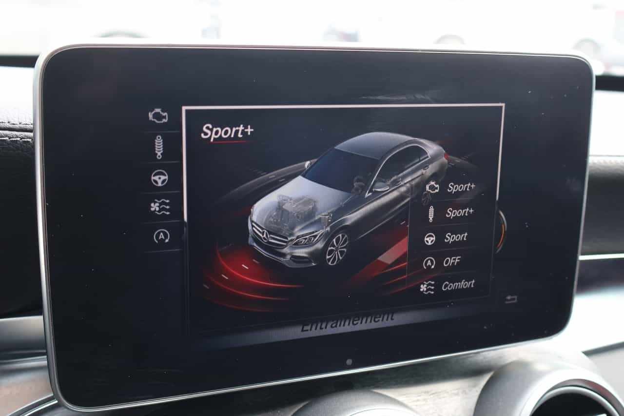 2015 Mercedes-Benz C-Class C400 - Image 23