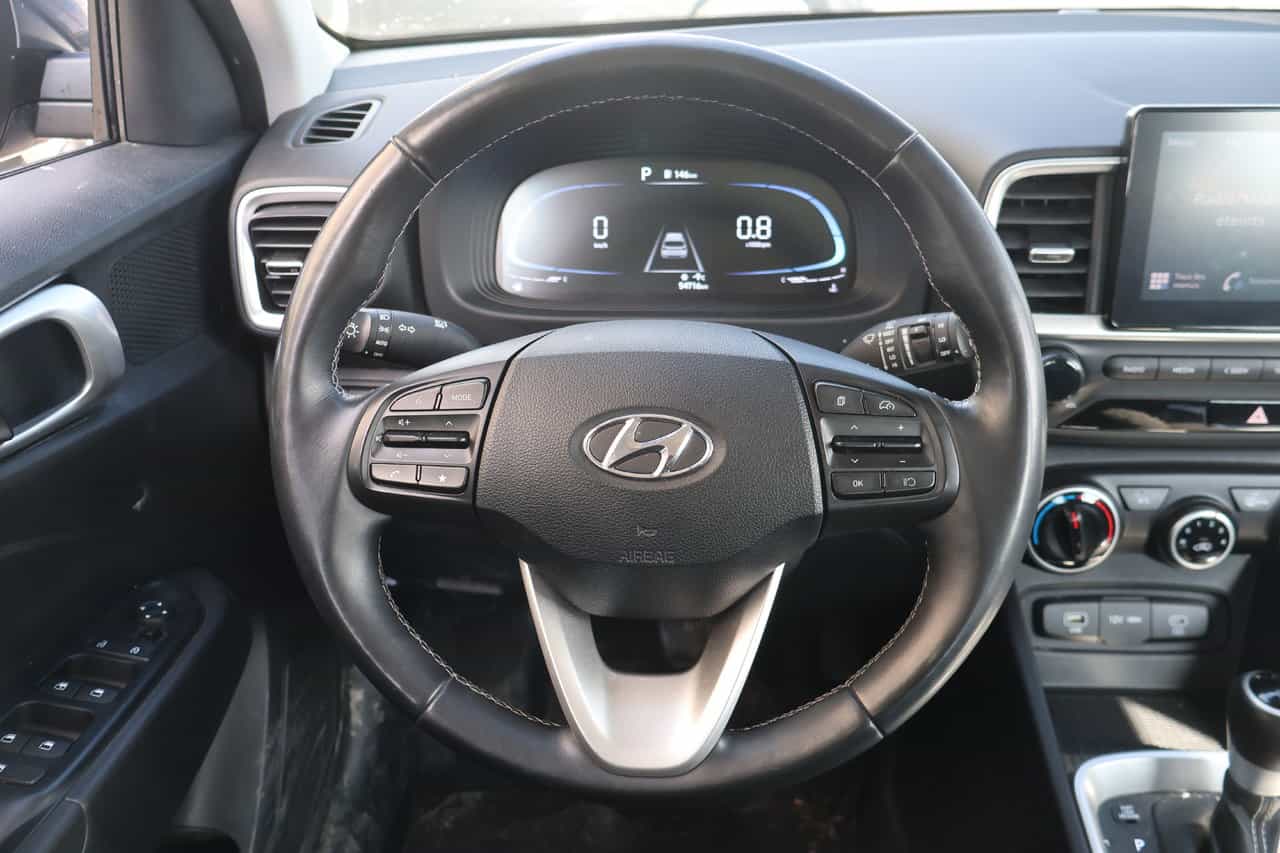 2024 Hyundai Venue Preferred - Image 15