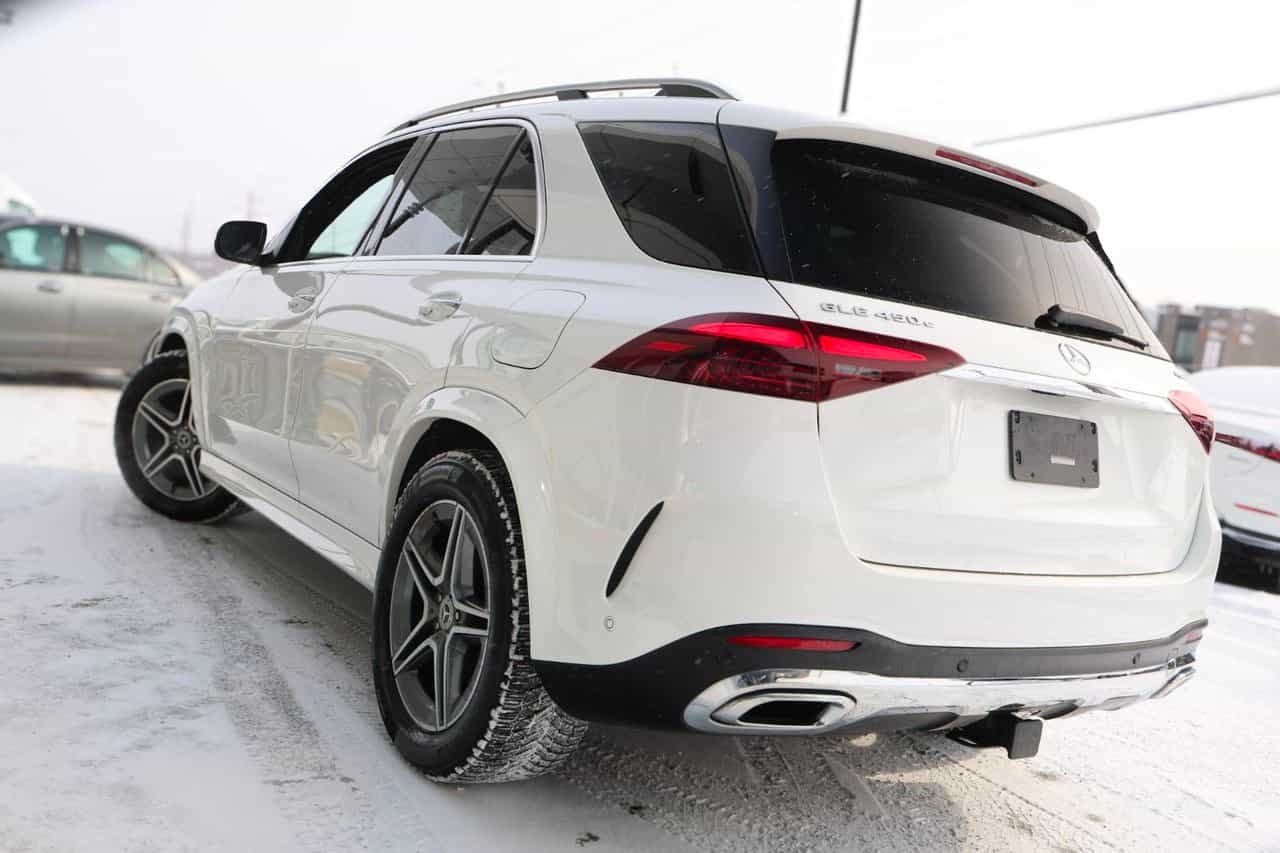 2025 Mercedes-Benz GLE GLE450e - Image 10