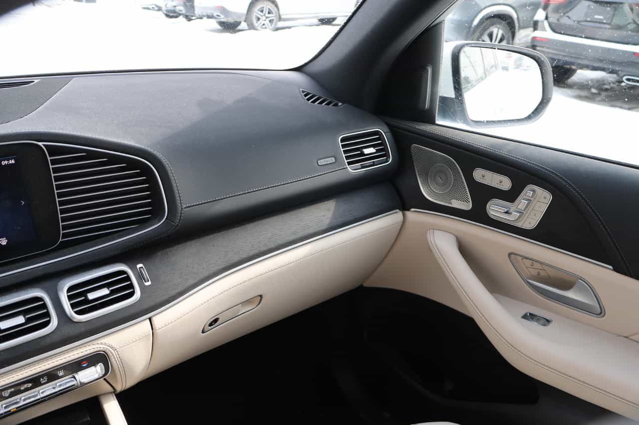 2025 Mercedes-Benz GLE GLE450e - Image 18