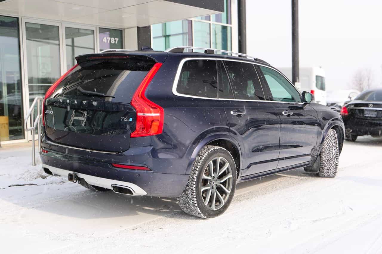 Image 8 Volvo XC90 Momentum 2017