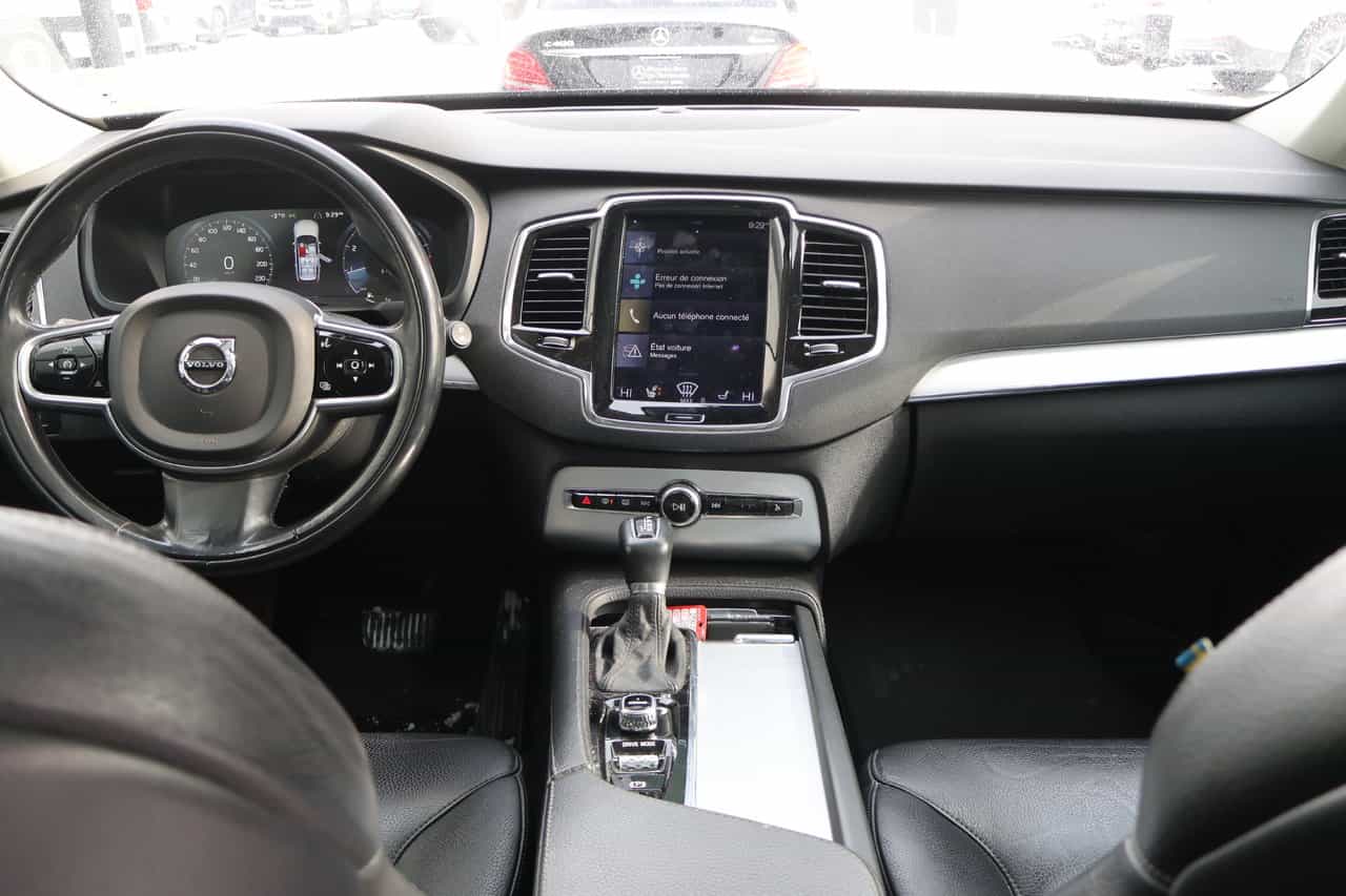 2017 Volvo XC90 Momentum - Image 17