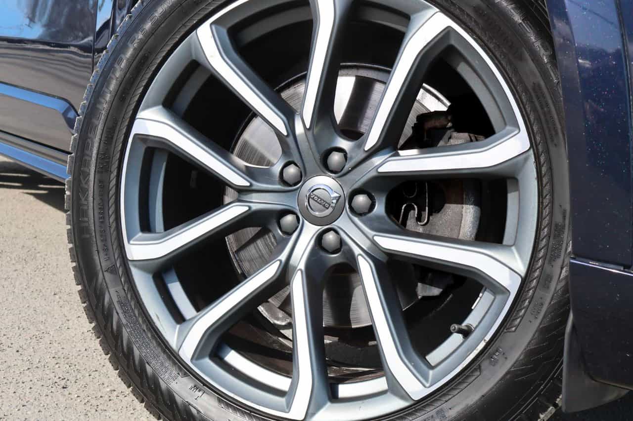 Image 6 Volvo XC90 Momentum 2017