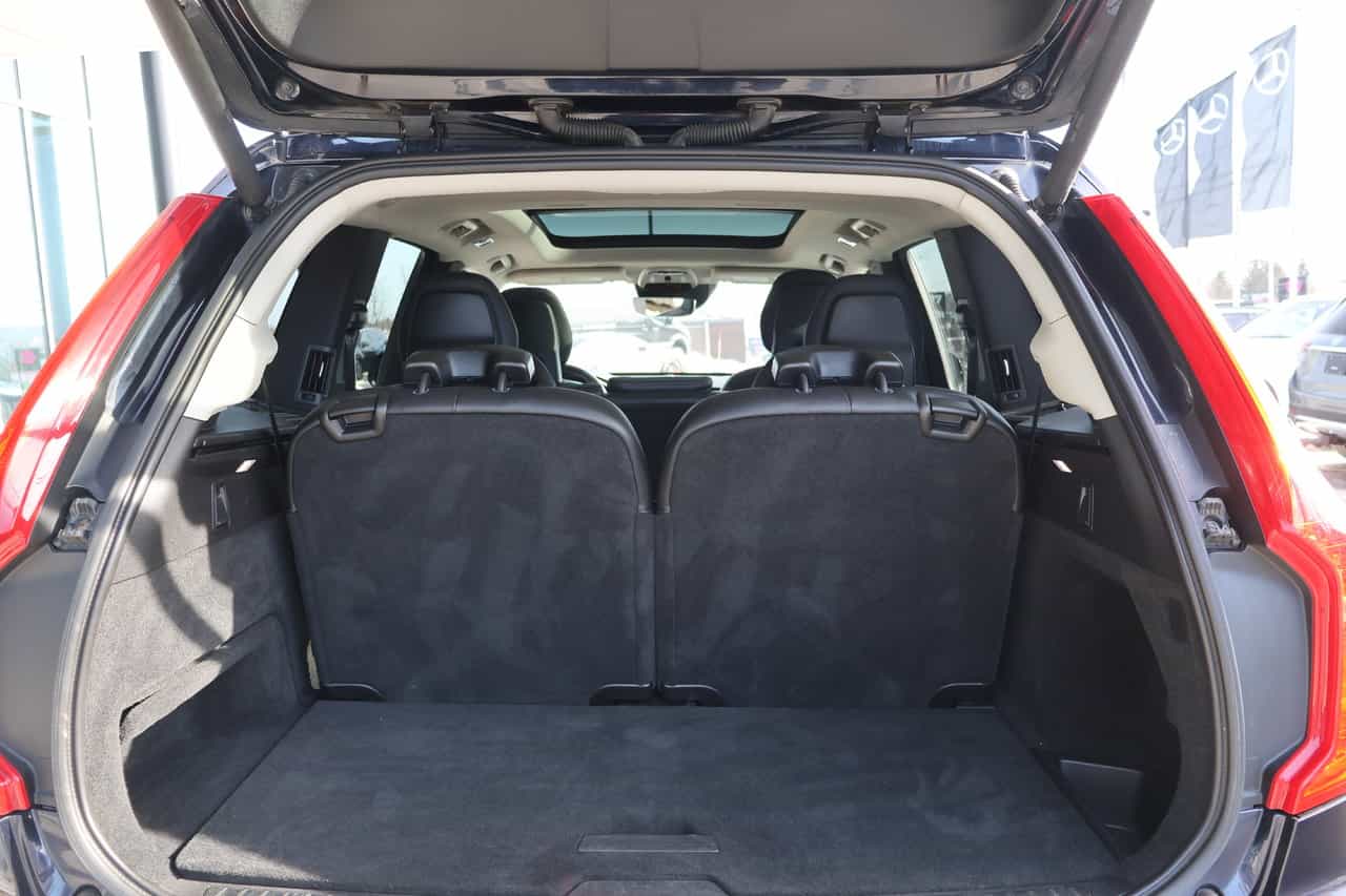 Image 11 Volvo XC90 Momentum 2017