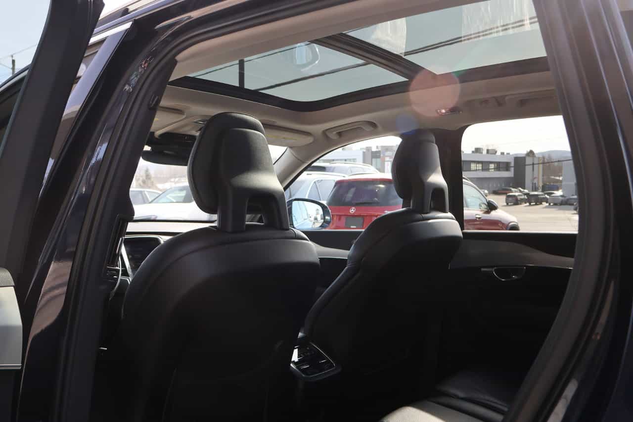 Image 16 Volvo XC90 Momentum 2017