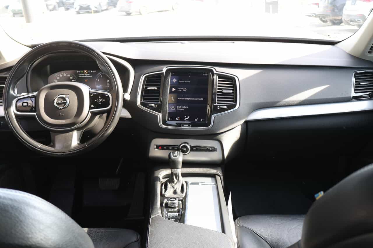 Image 20 Volvo XC90 Momentum 2017