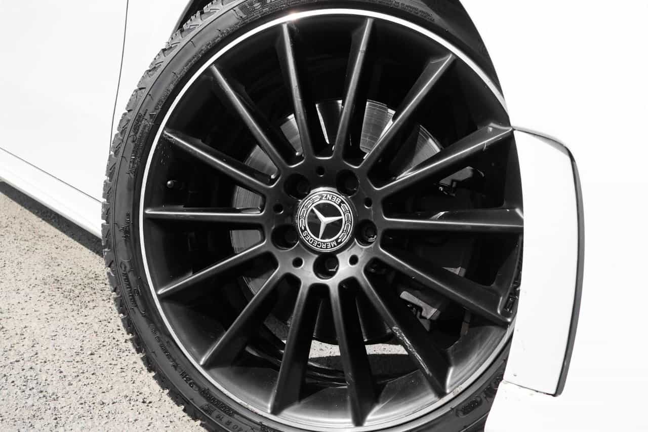 2022 Mercedes-Benz A-Class A250 - Image 5