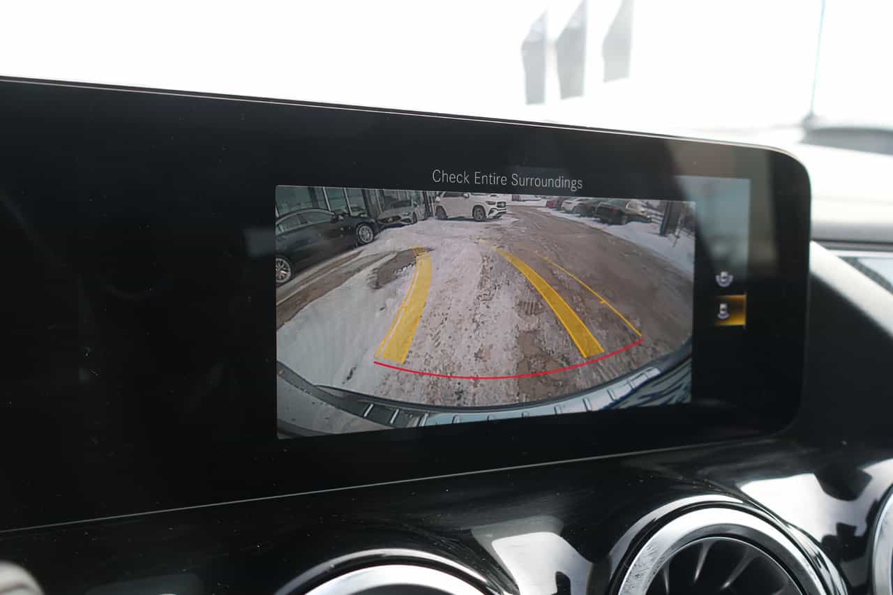 2022 Mercedes-Benz GLA-Class GLA250 - Image 22