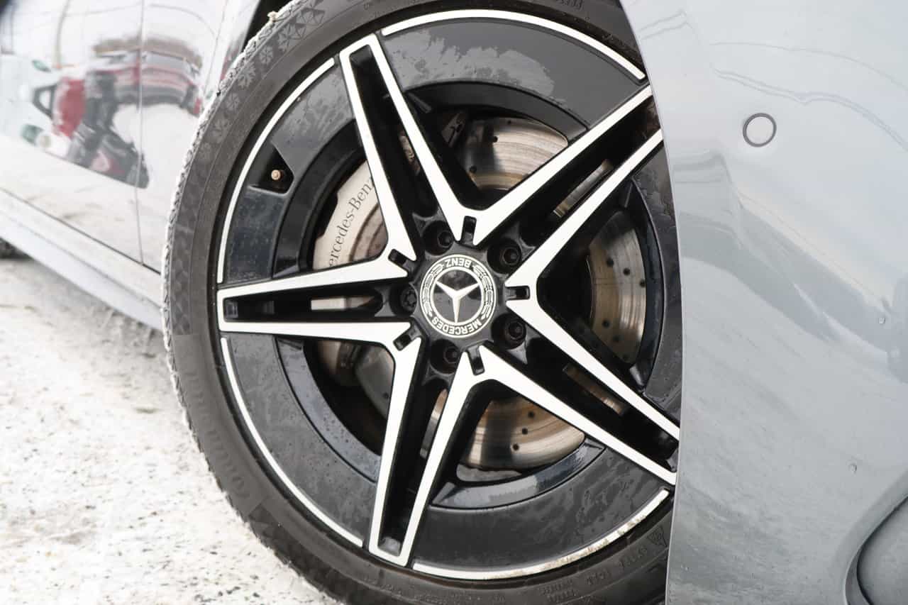 Image 6 Mercedes-Benz C-Class C300 2023