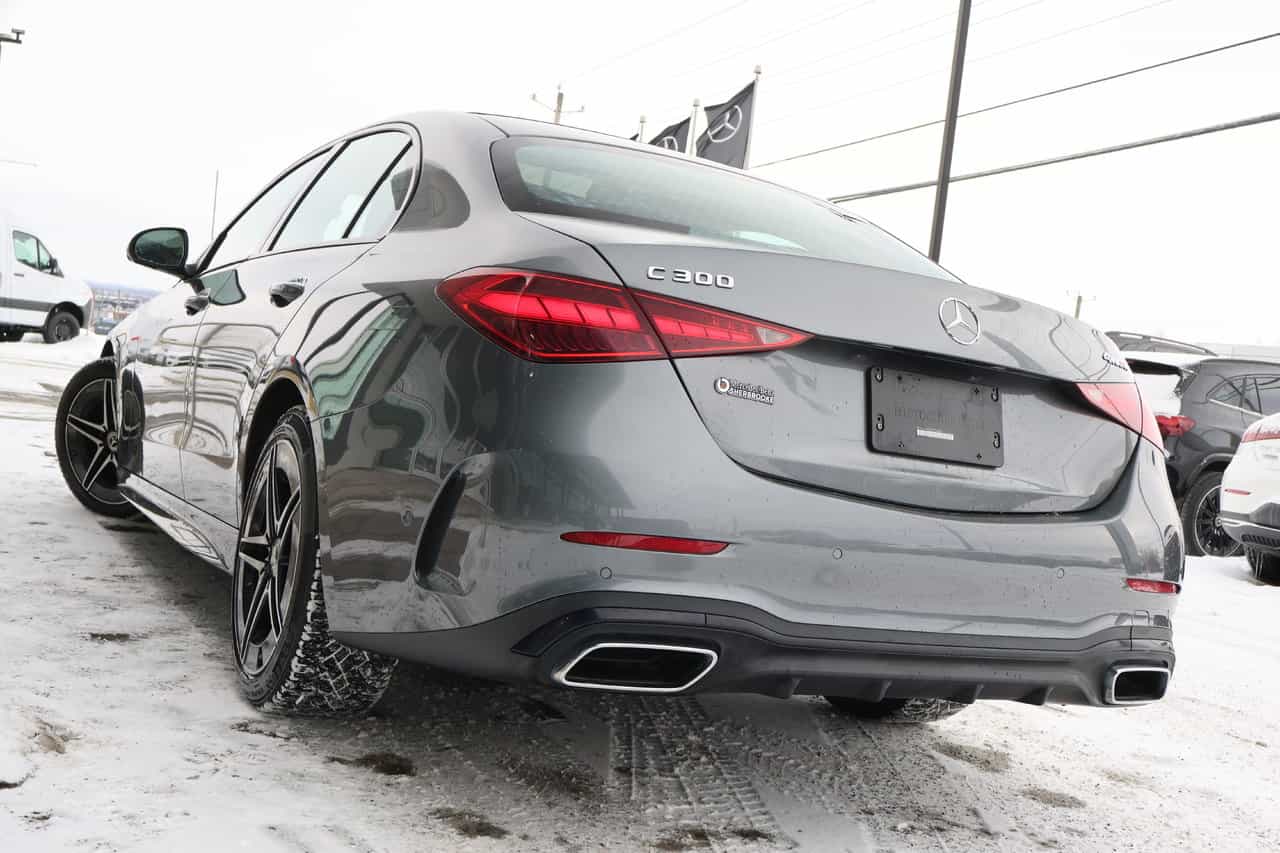 Image 10 Mercedes-Benz C-Class C300 2023