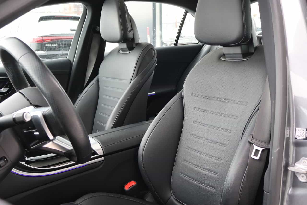 Image 13 Mercedes-Benz C-Class C300 2023