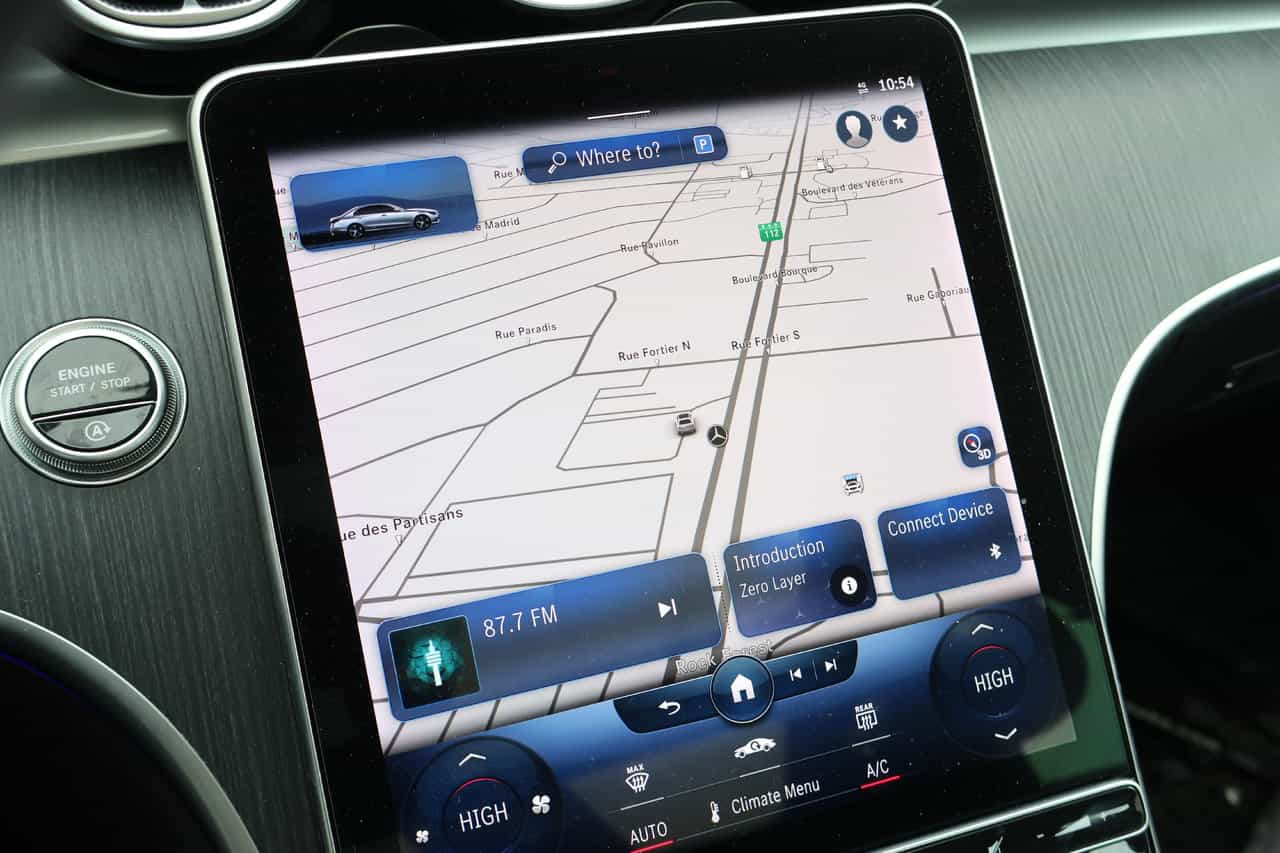 Image 18 Mercedes-Benz C-Class C300 2023