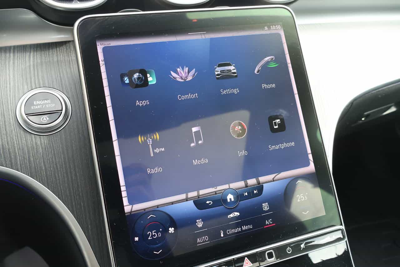 2023 Mercedes-Benz C-Class C300 - Image 20