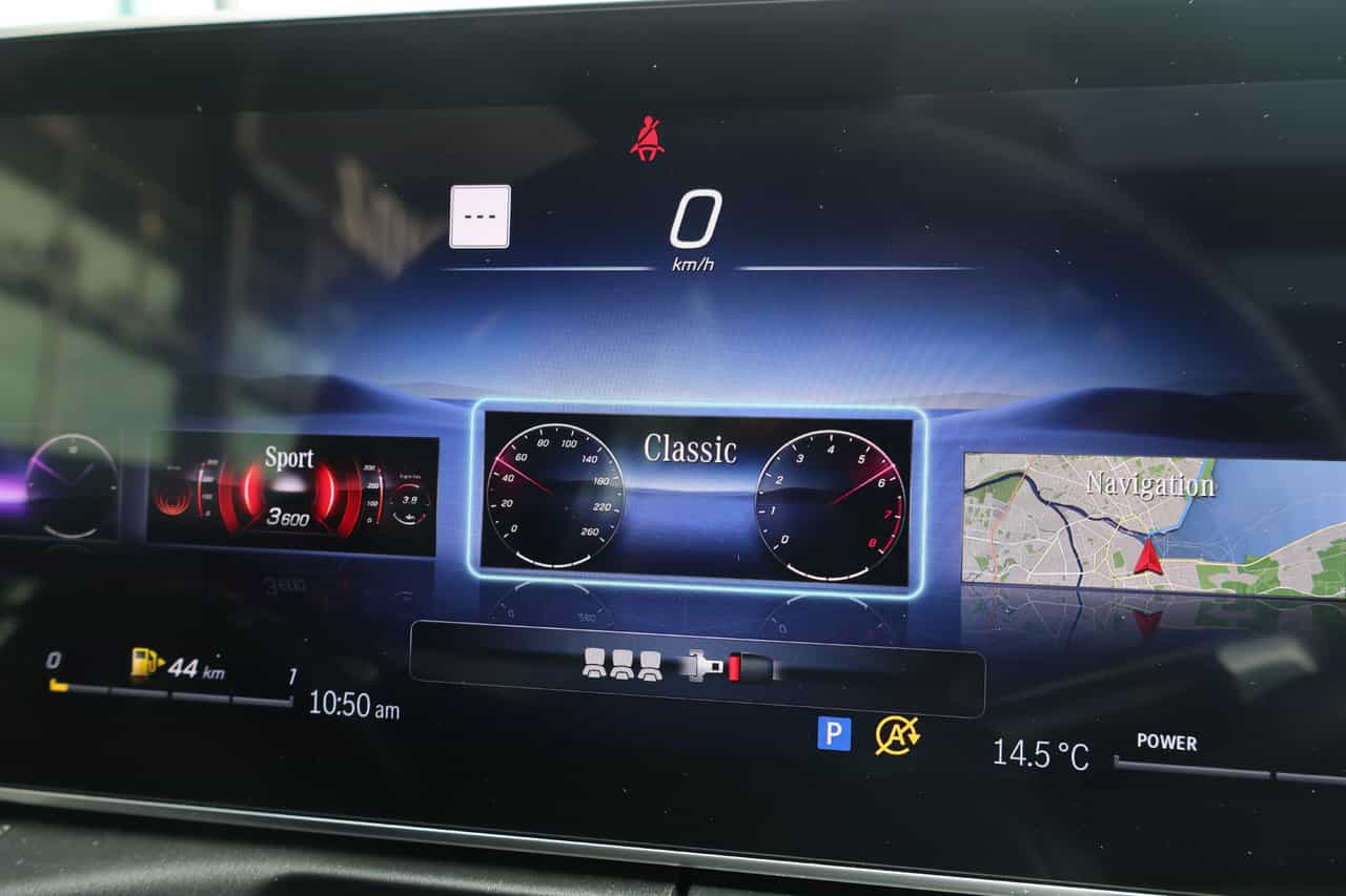 Image 26 Mercedes-Benz C-Class C300 2023