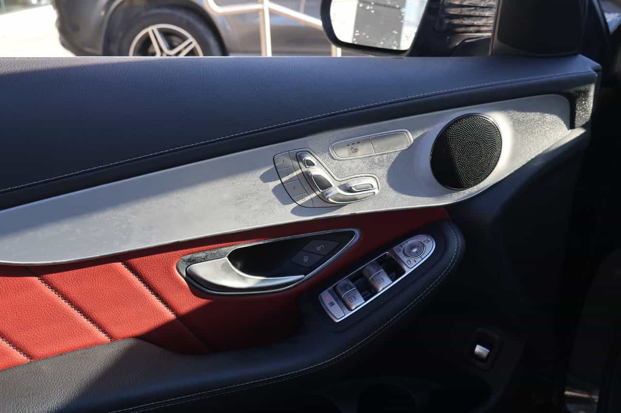 Image 11 Mercedes-Benz GLC-Class GLC300 2023