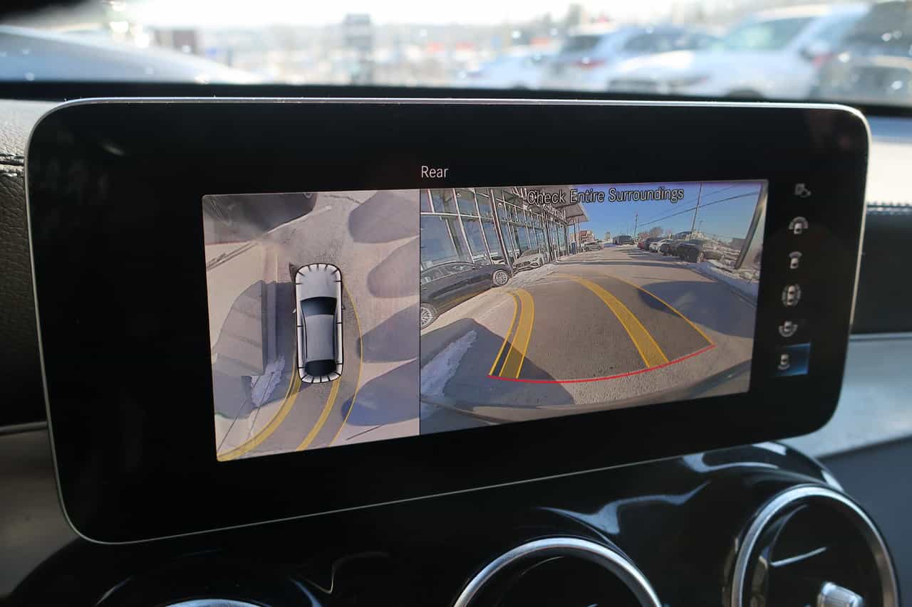 2023 Mercedes-Benz GLC GLC300 - Image 19