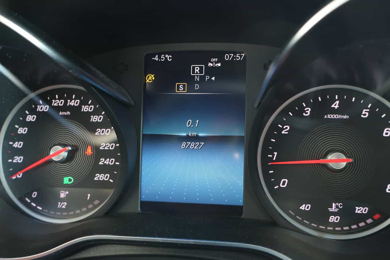 2023 Mercedes-Benz GLC GLC300 - Image 21