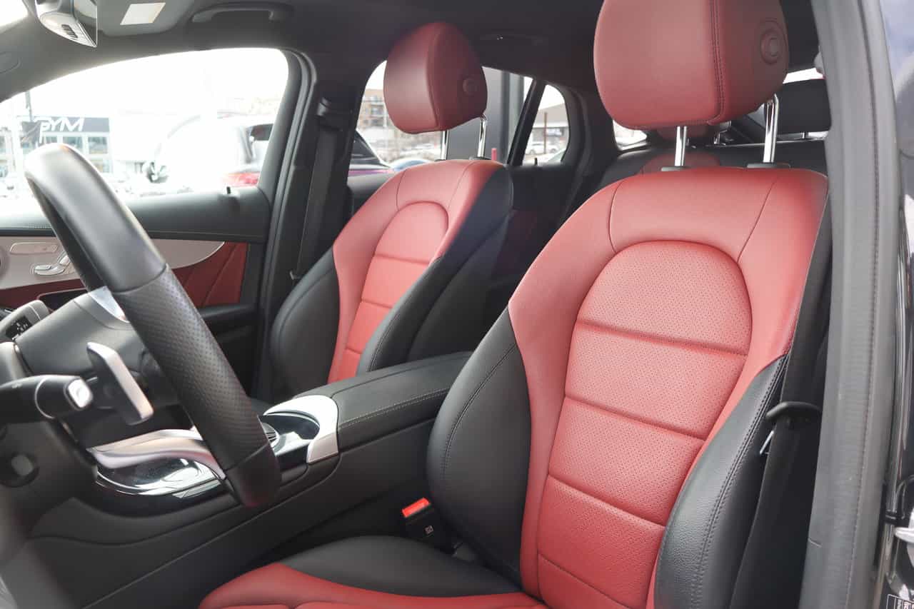 2023 Mercedes-Benz GLC GLC300 - Image 3