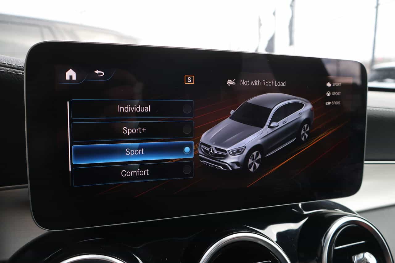 2023 Mercedes-Benz GLC GLC300 - Image 22