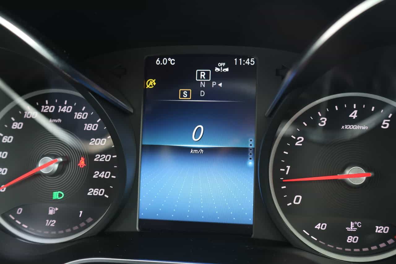 2023 Mercedes-Benz GLC GLC300 - Image 26