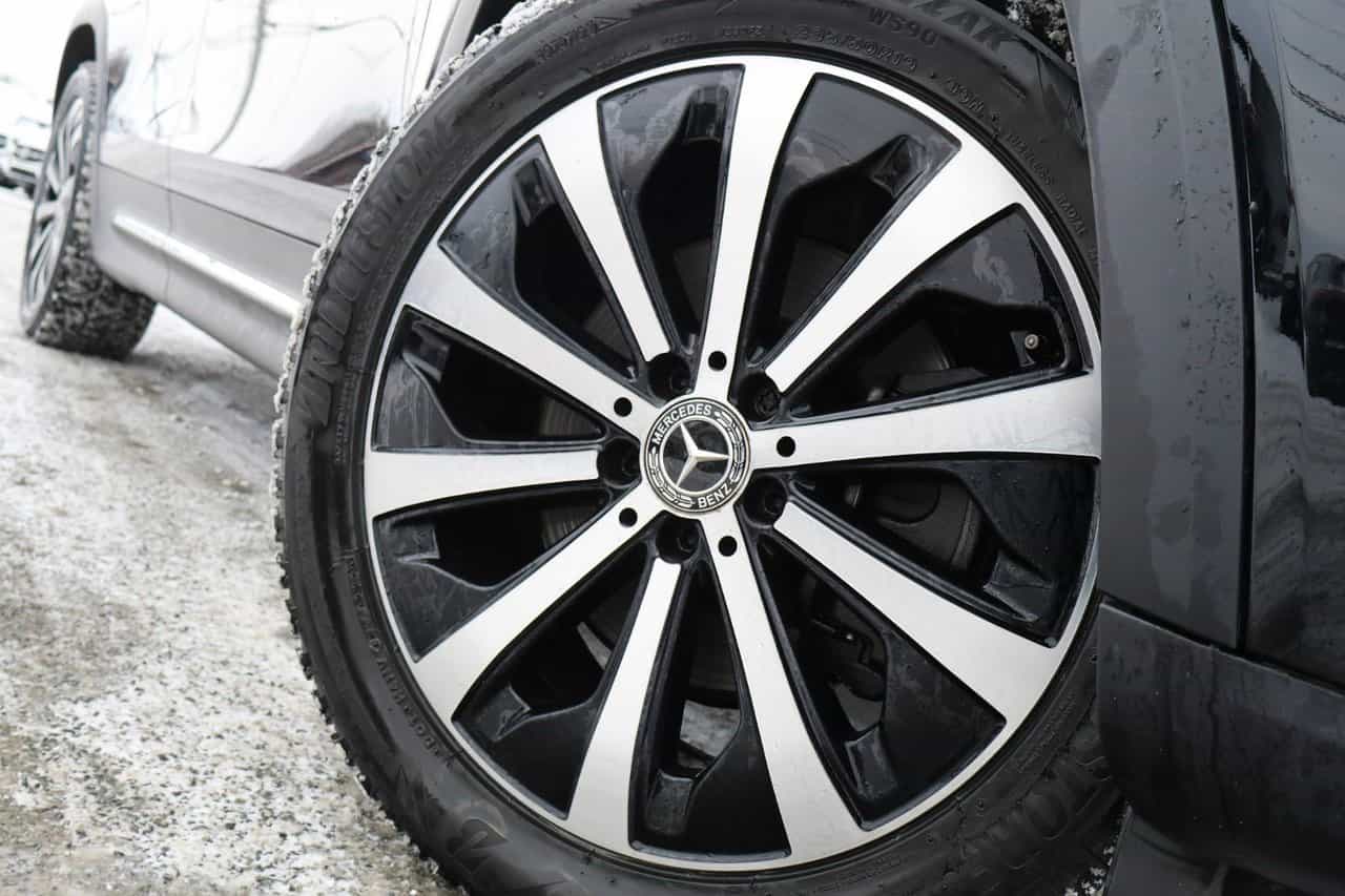 2022 Mercedes-Benz GLB GLB250 - Image 6