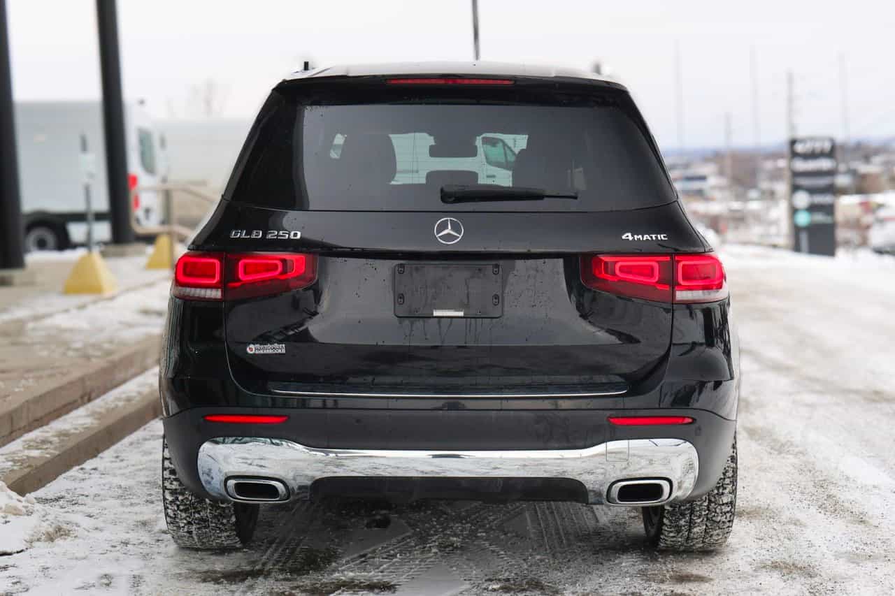 2022 Mercedes-Benz GLB GLB250 - Image 9