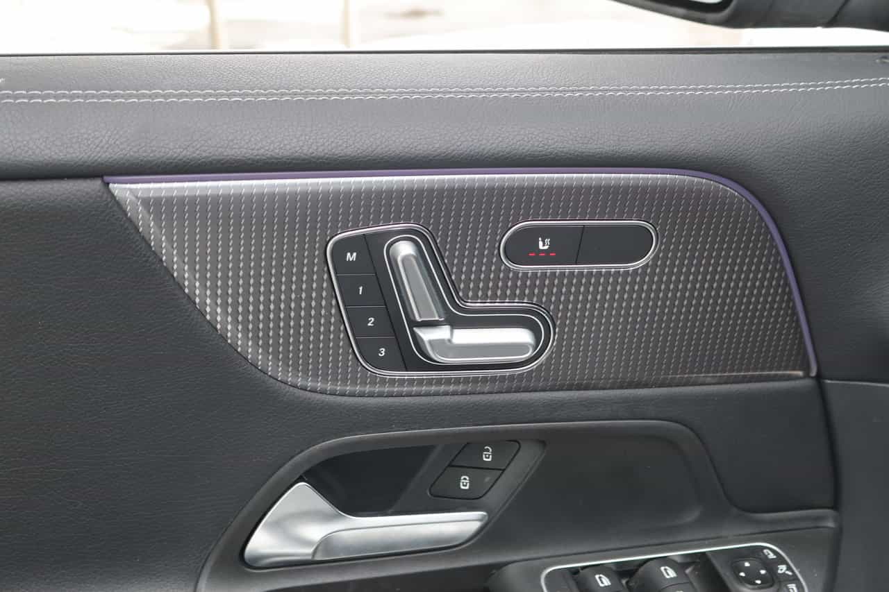 Image 12 Mercedes-Benz GLB-Class GLB250 2022