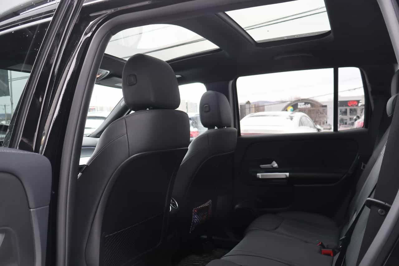 Image 14 Mercedes-Benz GLB-Class GLB250 2022