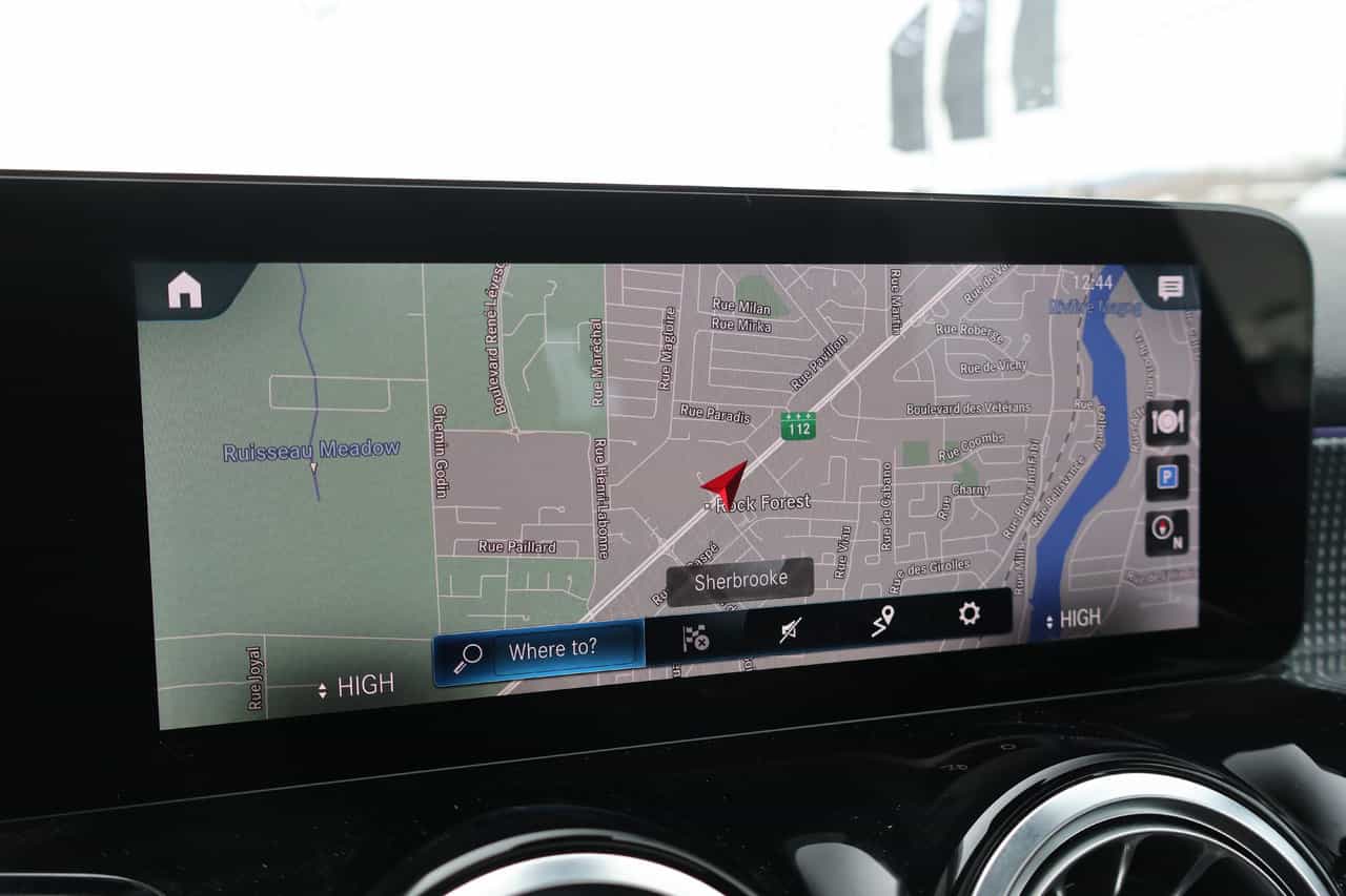 2022 Mercedes-Benz GLB GLB250 - Image 20