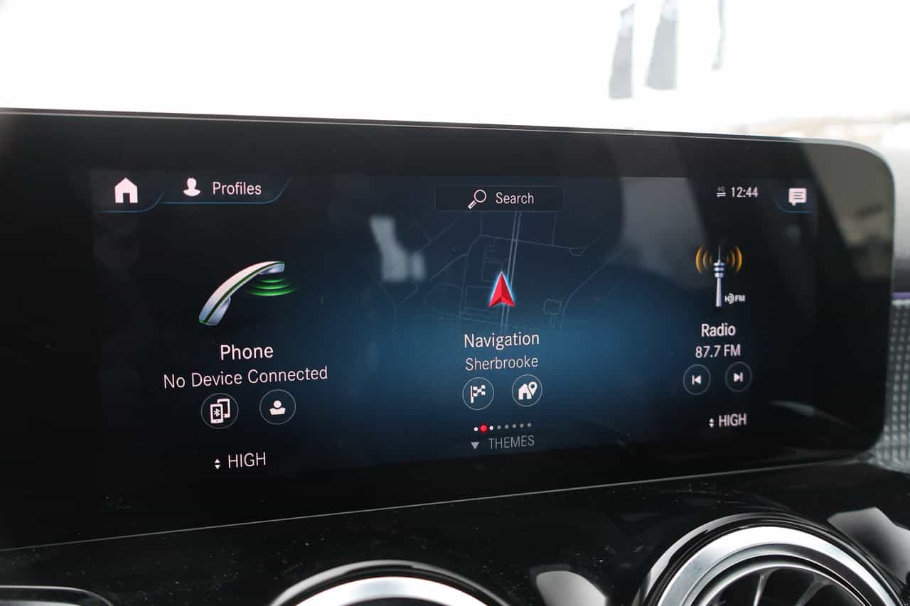 2022 Mercedes-Benz GLB GLB250 - Image 21