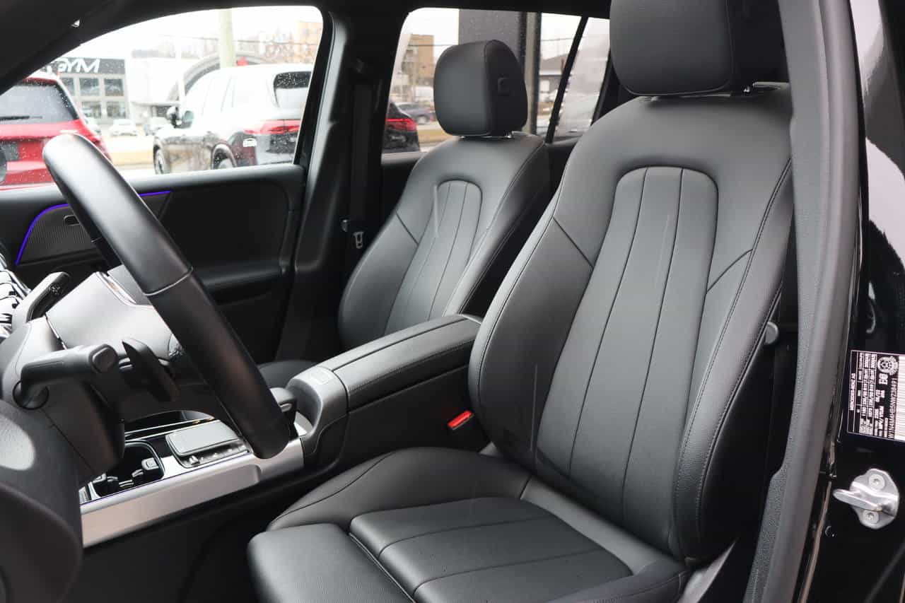 2022 Mercedes-Benz GLB GLB250 - Image 12