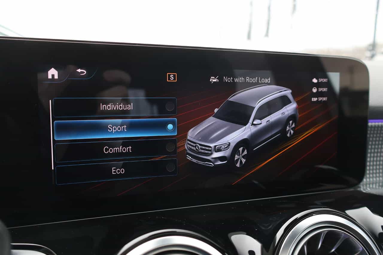 2022 Mercedes-Benz GLB GLB250 - Image 21