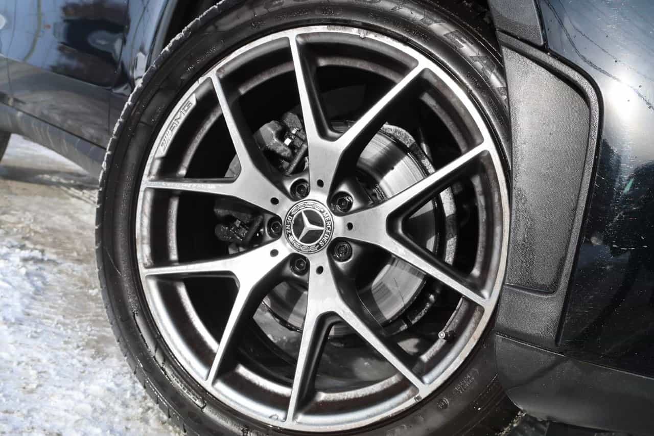 2021 Mercedes-Benz GLC-Class GLC300 - Image 6