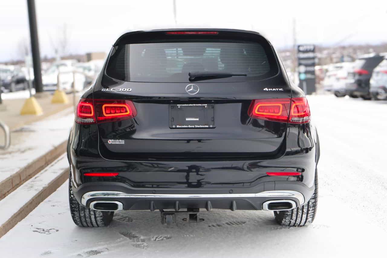 2021 Mercedes-Benz GLC GLC300 - Image 9